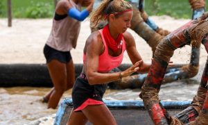 Survivor: Σκάνδαλο! «Παίκτρια τηλεφωνεί καθημερινά στον σύντροφό της»