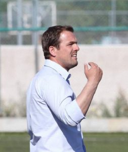 Άλιμος: Οι ευχές του Καλοπήτα