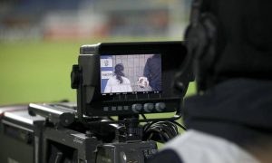 Ελεύθερο κανάλι κάνει «μπάσιμο» για τα τηλεοπτικά σε Super League και Super League 2!
