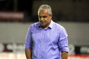Μετράει… ώρες ο Βοσνιάδης