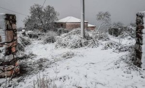 Κακοκαιρία Μπάρμπαρα: Συνεχίζονται οι χιονοπτώσεις, νέο έκτακτο από την ΕΜΥ