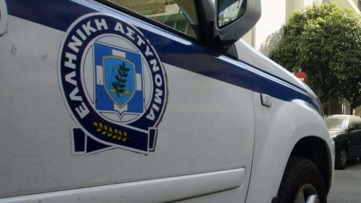 Ληστεία με σοβαρό τραυματισμό 18χρονου στην Ακρόπολη