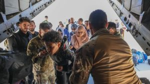 Σουδάν: Στους 50 οι Ελληνες που επέστρεψαν στην πατρίδα