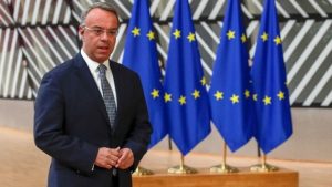 Αναβάθμιση της ελληνικής οικονομίας και με θετικές προοπτικές