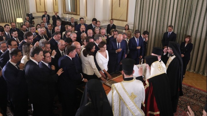 Ορκίστηκαν τα μέλη τη νέας κυβέρνησης