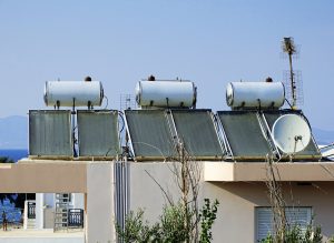 Ανακυκλώνω – Αλλάζω Θερμοσίφωνα: Συνεχίζονται οι αιτήσεις στο allazothermosifona.gov.gr
