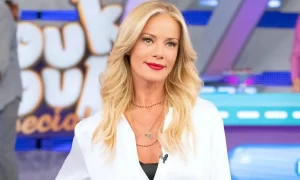 Sky Express: Το Twitter κατακεραυνώνει τη Ζέτα Μακρυπούλια