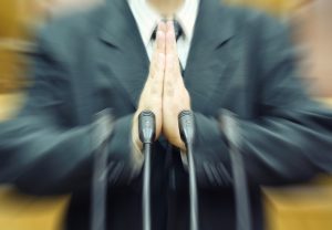 Αυτές είναι οι 12 πιο ντροπιαστικές παραιτήσεις πολιτικών