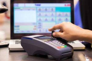 POS: Δεν θα δοθεί παράταση στη διασύνδεση