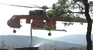 Φωτιά Μάνδρα: Σε καλό επίπεδο η κατάσβεση (Vid)