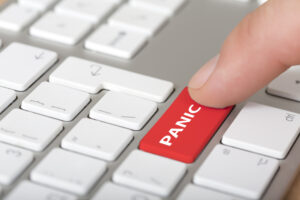Panic Button: Έρχεται για κάθε ενήλικα – Πώς λειτουργεί