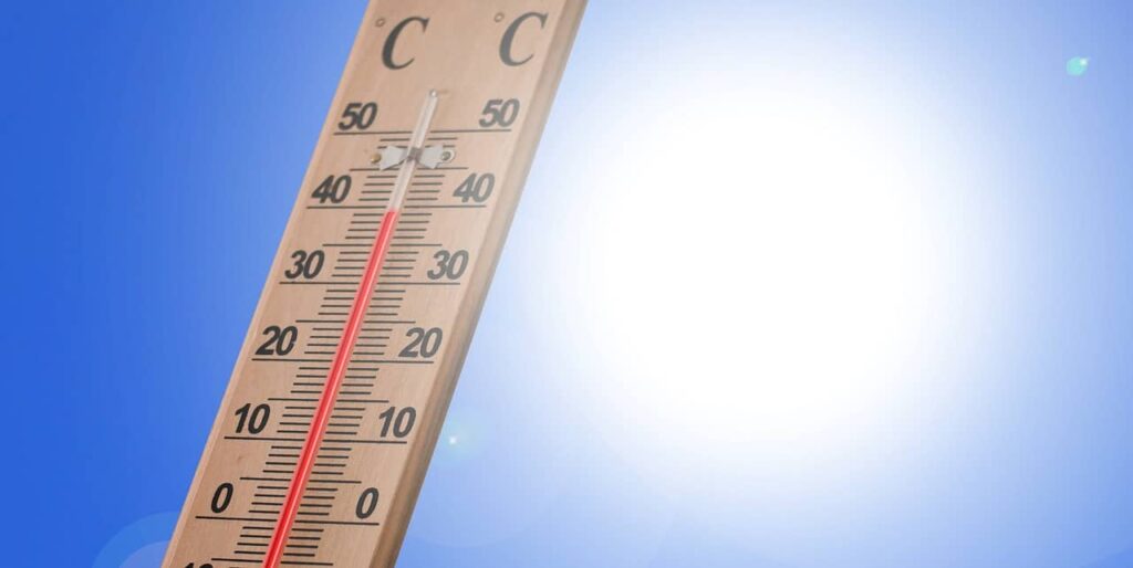 Καιρός 11-8: Βλέπει 41 και η ΕΜΥ, πότε ξεκινά πτώση θερμοκρασίας