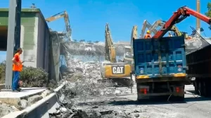 Χάος στην Ολυμπία Οδό, ήχησε το 112 στην Αθήνα