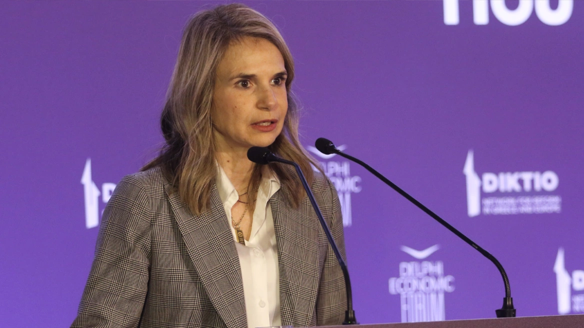 Μιλένα Αποστολάκη: Απέσυρε την υποψηφιότητά της για την ηγεσία του ΠΑΣΟΚ