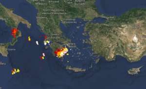 Κακοκαιρία Live: Ισχυρές καταιγίδες τώρα. Πλησιάζουν και την Αττική