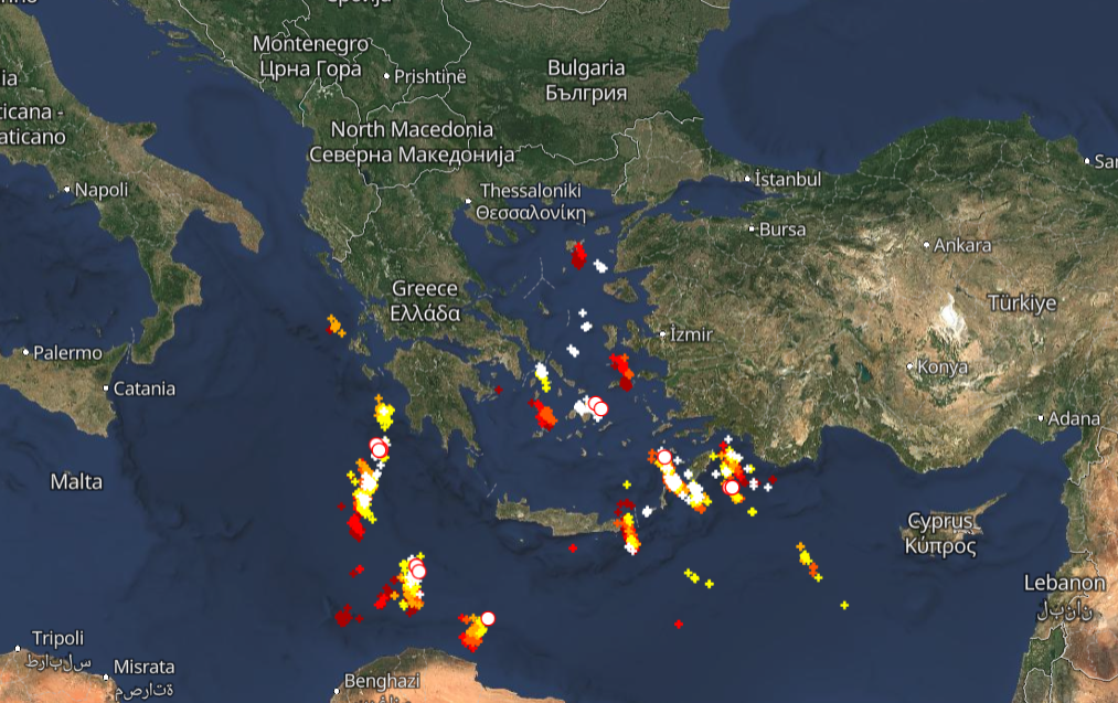 Κακοκαιρία Live: Πού χτυπά τώρα με καταιγίδες και κεραυνούς;