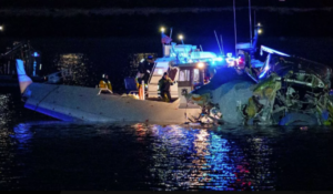 Σβήνουν οι ελπίδες για επιζώντες από την αεροπορική τραγωδία στην Ουάσιγκτον