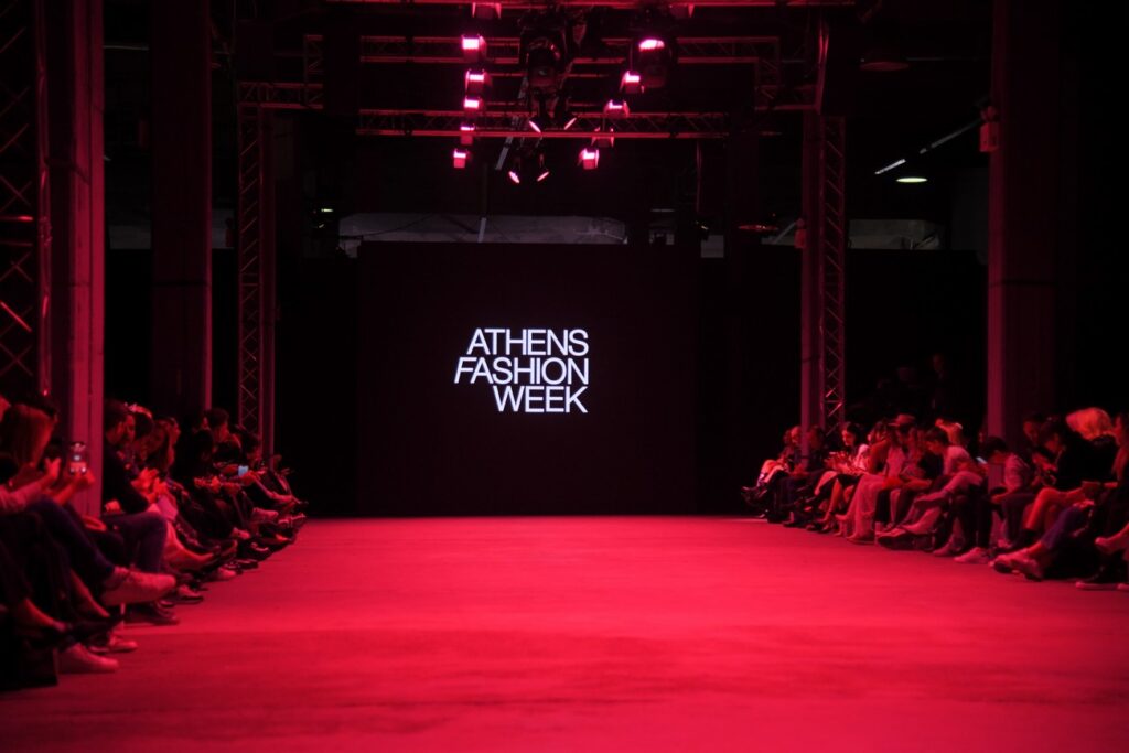 Οι fashion influencers που κατέκλυσαν το 36ο Athens Fashion Week με χορηγό το ΣΚΡΑΤΣ