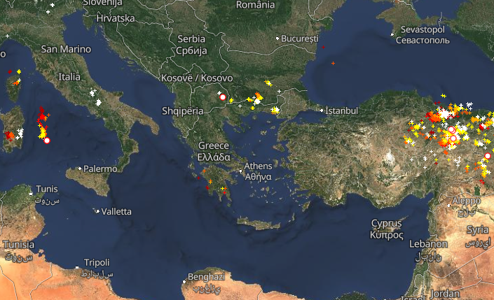 Καιρός 12-5: Καταιγίδες τώρα. Πού εκδηλώνονται, live…