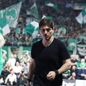 Αισιόδοξος ο Γιαννακόπουλος, διστακτικοί οι Αγγελόπουλοι