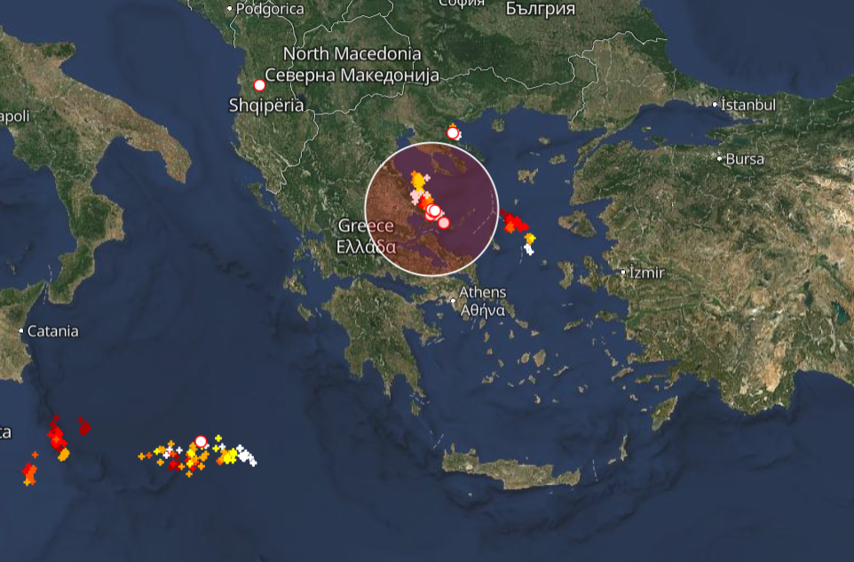 Καιρός 21-6: Καταιγίδες Live. Πού εκδηλώνονται τώρα και κεραυνοί