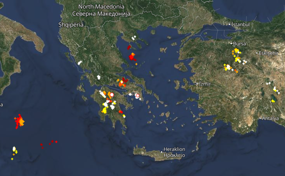 Καιρός 21-6: Νέος γύρος καταιγίδων. Πού εκδηλώνονται τώρα, Live