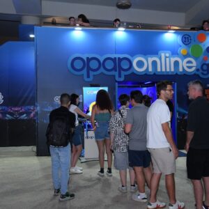 Είσαι όντως fan των London Grammar; Το opaponline.gr έψαξε τους αληθινούς γνώστες του συγκροτήματος