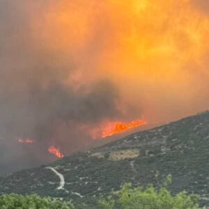 Πύρινος εφιάλτης στη Λεμεσό – Δύο νεκροί, χωριά στις φλόγες, δεκάδες σπίτια καμένα