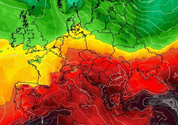 Καιρός 11-8: Παραμένει ζεστό το GFS, βλέπει κάτι από καύσωνα μετά τις 20 Αυγούστου