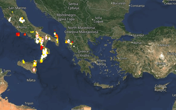 Καιρός τώρα 15-8: Μεμονωμένες καταιγίδες, Live