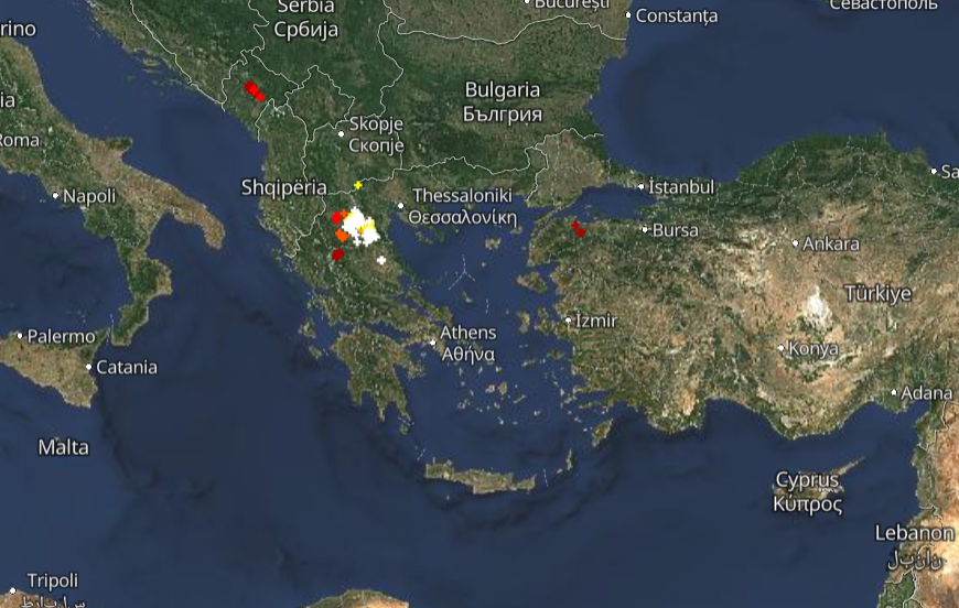 Καιρός 19-8: Καταιγίδες τώρα σε εξέλιξη -Πού εκδηλώνονται, Live