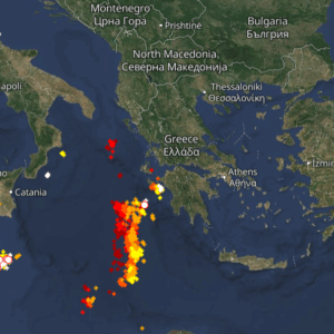 Ισχυρή κακοκαιρία: Καταιγίδες σε εξέλιξη τώρα – Πού εκδηλώνονται Live