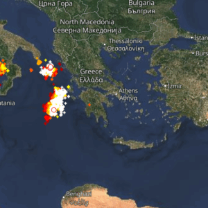 Καιρός 17-10: Καταιγίδες σε εξέλιξη τώρα – Πού εκδηλώνονται Live