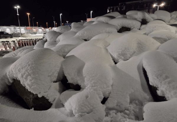 Πρόωρη ιστορική χιονόπτωση για την Ισλανδία (vid)