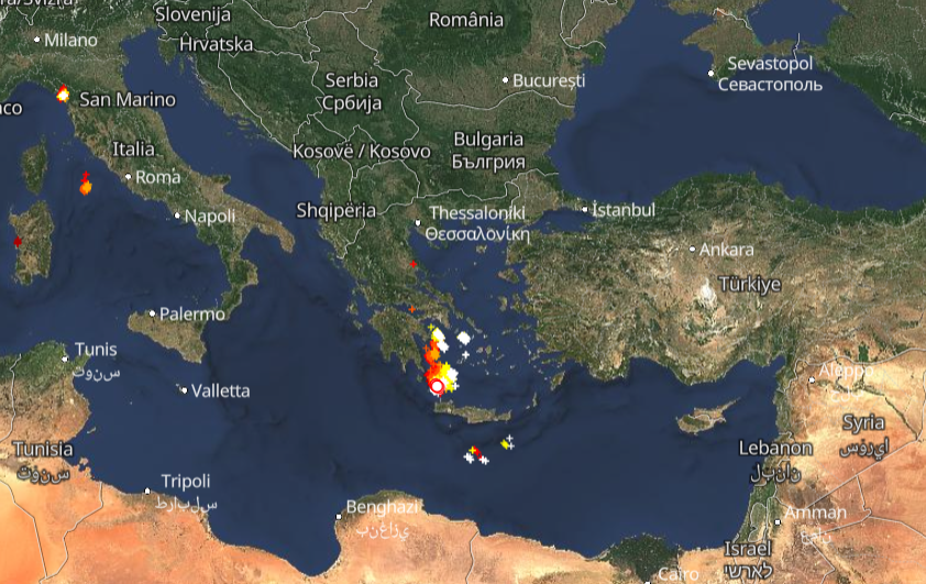 Κακοκαιρία 21-10: Πού εκδηλώνονται τώρα καταιγίδες – Live οι κεραυνοί
