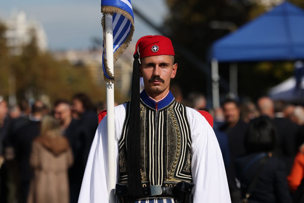 Live η μεγαλειώδης στρατιωτική παρέλαση στη Θεσσαλονίκη (vid)