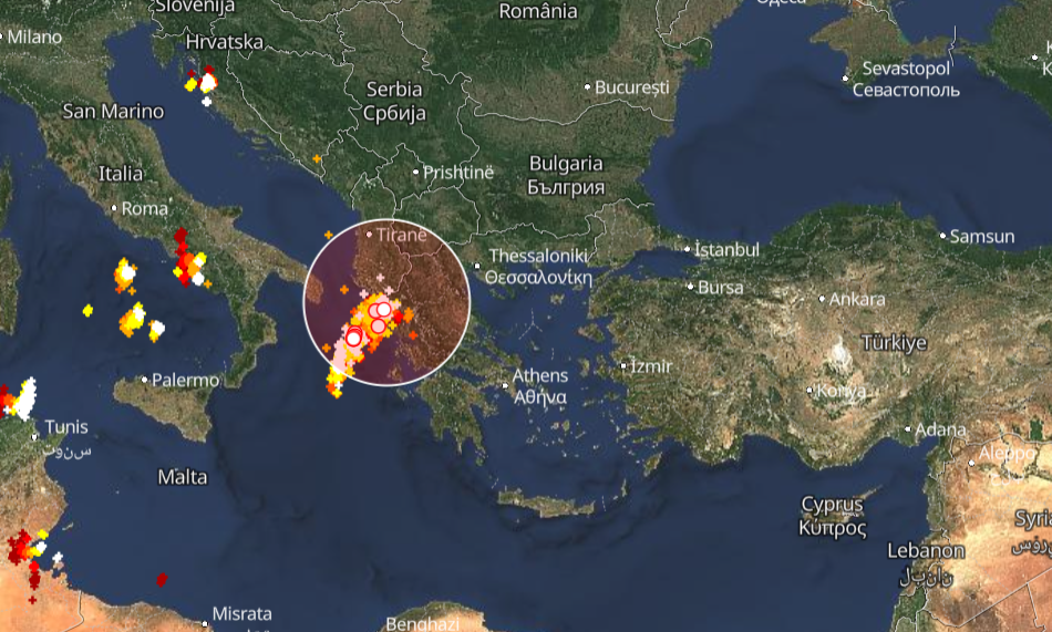 Καιρός 20-11: Νέος γύρος ισχυρών καταιγίδων – Πού εκδηλώνονται τώρα