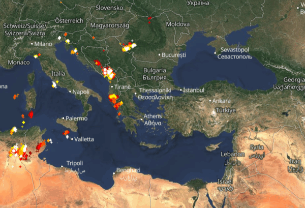 Καιρός 17-11: Ξεκίνησαν οι καταιγίδες – Πού εκδηλώνονται τώρα, Live