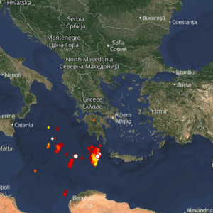 Καιρός 1-11: Πού εκδηλώνονται τώρα καταιγίδες – Δείτε Live