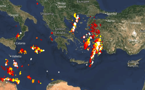 Καιρός 29-11: Πού χτυπά τώρα η κακοκαιρία Adel – Live οι κεραυνοπτώσεις