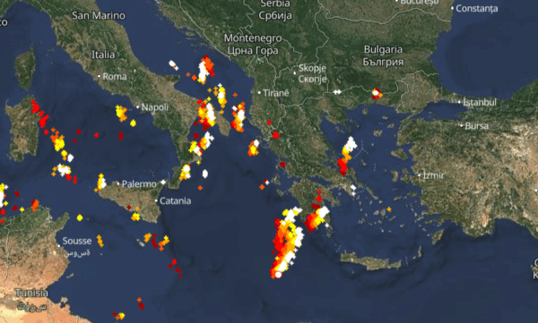 Κακοκαιρία Adel: Ισχυρές καταιγίδες τώρα – Πέρασμα και από την Αττική – Live