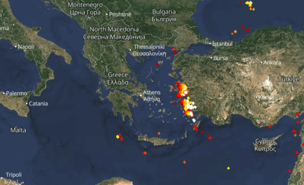 Καιρός 30-11: Καταιγίδες τώρα σε εξέλιξη – Πού εκδηλώνονται Live
