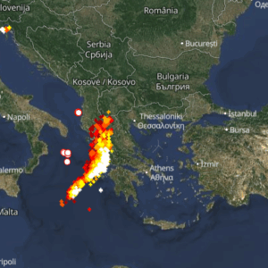 Καιρός 20-11: Λαίλαπα καταιγίδων – Live – Πού εκδηλώνονται τώρα