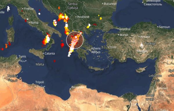 Καιρός 21-11: Λαίλαπα καταιγίδων στη δυτική Ελλάδα – Live