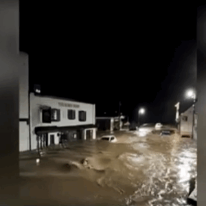 Πλημμύρες και στην Ουαλία από την καταιγίδα Κλαούντια (vid)