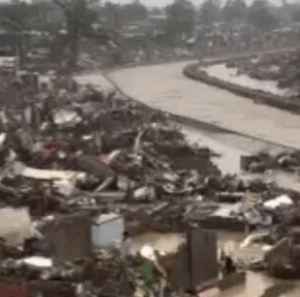 Τυφώνας Καλμαέγκι: Τουλάχιστον 40 οι νεκροί στις Φιλιππίνες (vids)