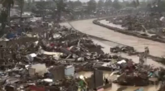 Τυφώνας Καλμαέγκι: Τουλάχιστον 40 οι νεκροί στις Φιλιππίνες (vids)