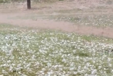 Καιρός: Σφοδρή χαλαζόπτωση στο Κουίνσλαντ της Αυστραλίας (vid)