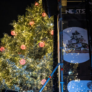 Χριστουγεννιάτικη μαγεία στην πλατεία Αριστοτέλους με τον Αντώνη Ρέμο