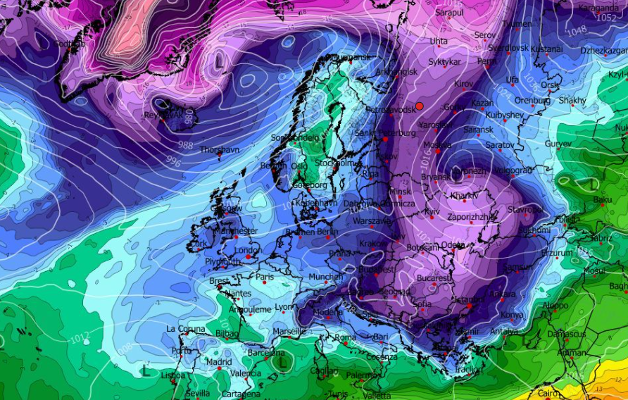 Καιρός Χριστούγεννα: Νέα δεδομένα GFS – Καρέ καρέ η τάση ψυχρής εισβολής
